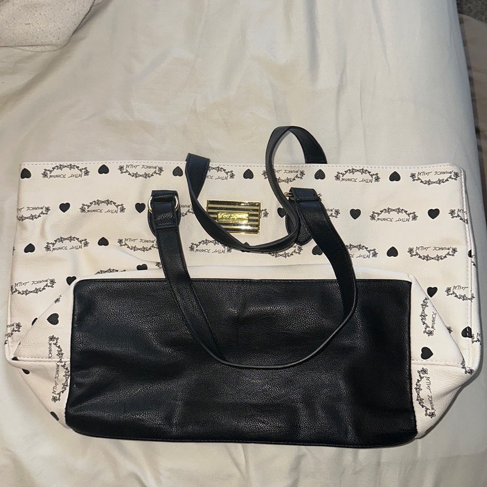 Betsey Johnson, large purse with additional compartments